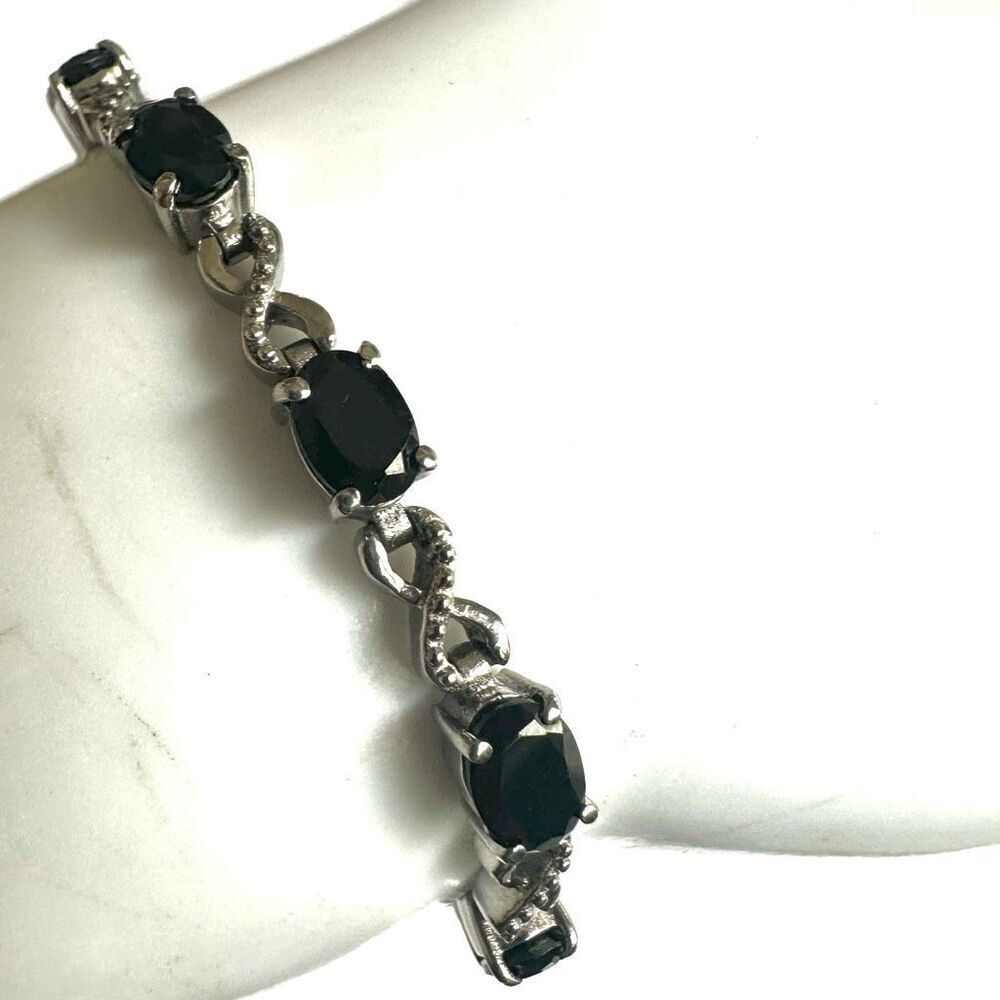 🖤 Silver Tone Black Stone Tennis Bracelet w/ Crystal Accents